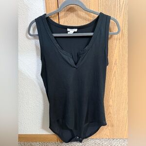 Women's Black Sleeveless bodysuit